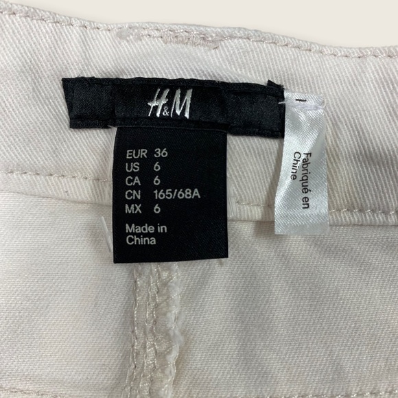 H&M Cream Scallop Lace Jean Shorts w/Real Pockets - Picture 6 of 6